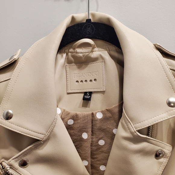 NEW Blank NYC Faux Leather Moto Jacket S Beige - Picture 5 of 8